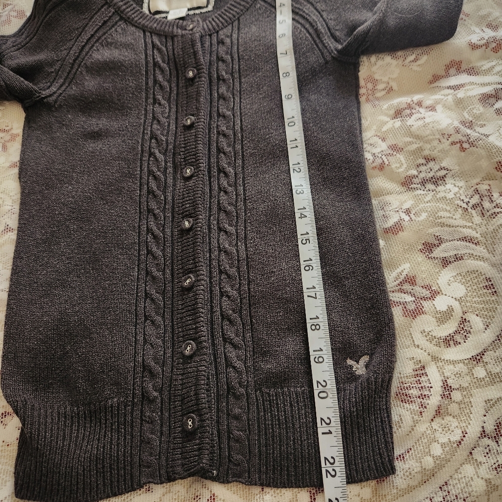 American Eagle Y2K Gray Cardigan Sweater Cable Academia Cottagecore Size XS - Picture 8 of 8